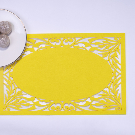 Felt placemat, yellow, 29x45 cm / 2 pieces - Bimotif