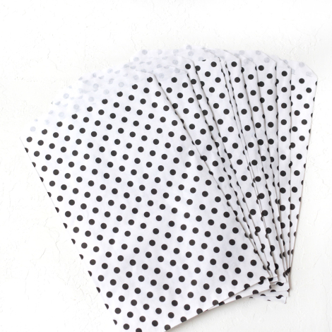 Puantiye desenli 25 adet kese kağıdı, beyaz-siyah, 18x30 cm - Bimotif