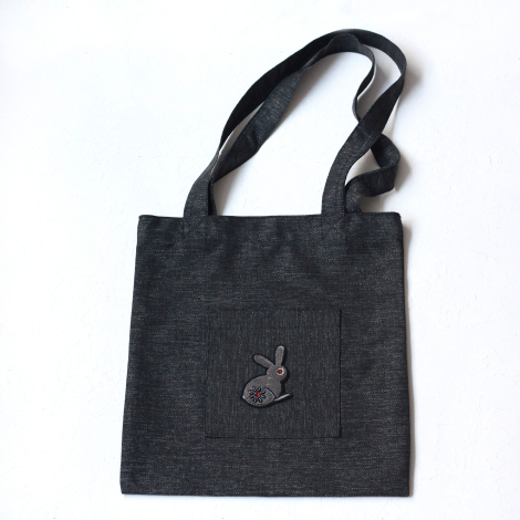 Rabbit, siyah poly-keten kumaş çanta, 35x40 cm - Bimotif