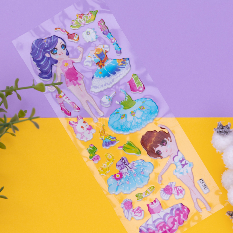 Şeffaf kabartmalı prenses sticker seti, Renkli Kıyafetler ve Kızlar / 5 sayfa - Bimotif