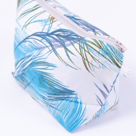 Su ve leke tutmaz duck kumaştan mavi yaprak desenli makyaj çantası - 3