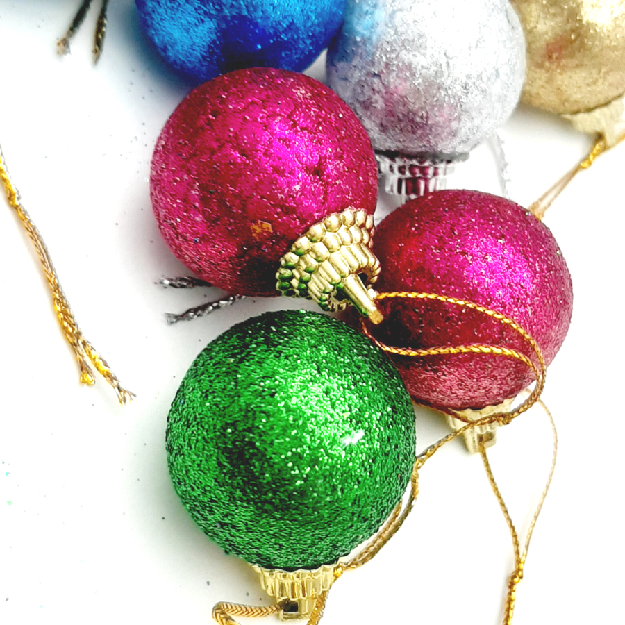 Yılbaşı ağaç süsü, 12li renkli simli toplar / 1 adet - 2