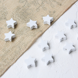 Yıldız şeklinde beyaz ahşap boncuk, 2 cm / 5 adet - Bimotif